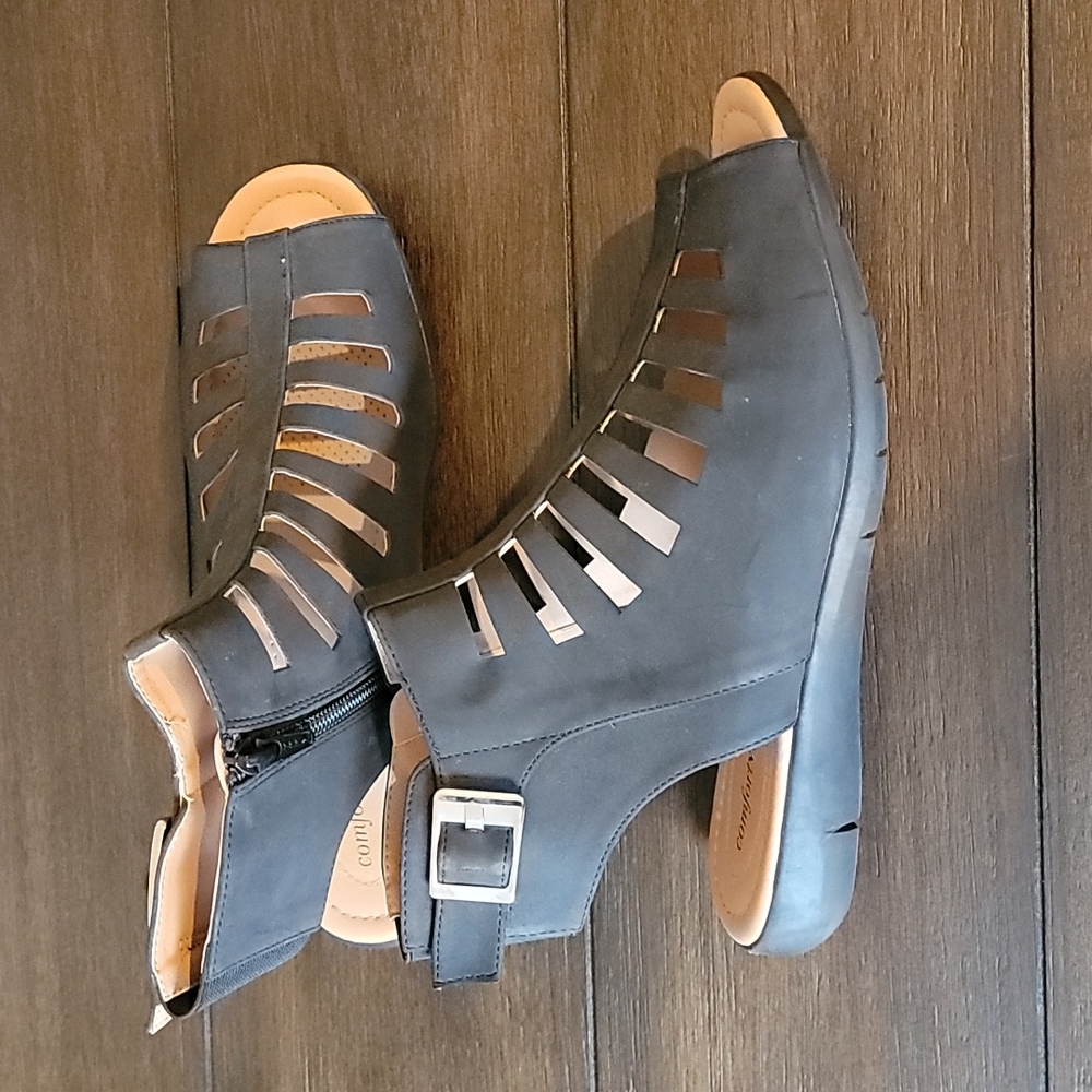 Comfortview open toe sandals 8